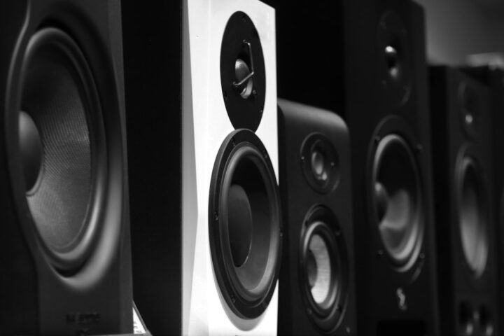 HomePod Stereo Pair Unbalanced: One Speaker Louder or Silent