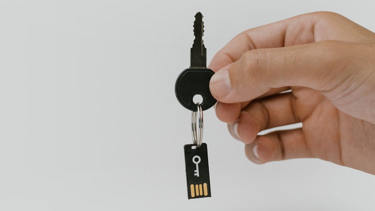 Bluetooth Pairing Fails for a HomeKit Accessory: Range and Interference